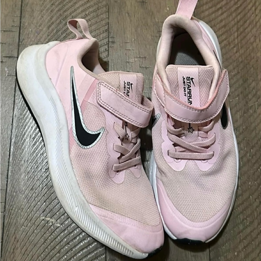 Nike Kids Pink Sneakers